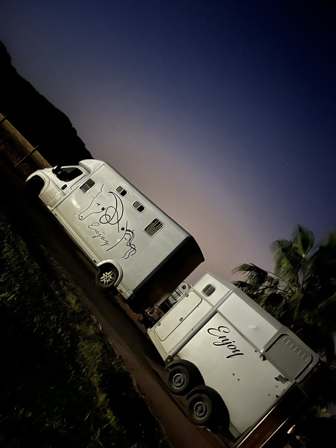 Enjoy Endurance horse transport vehicles at night